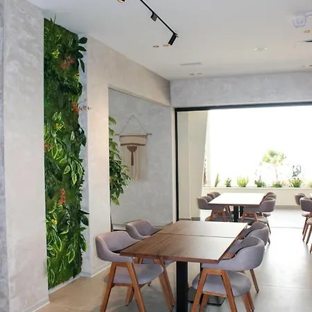 Hotell Seaside 4*